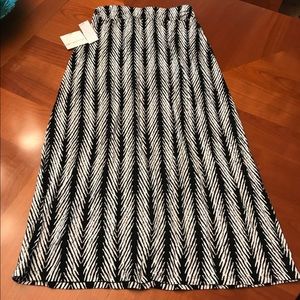 Liz Claiborne petite xs stretch skirt NEW